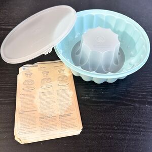 Vintage 1960's 9"×3" Antique Blue Plastic Gelatin Mold Container NEW